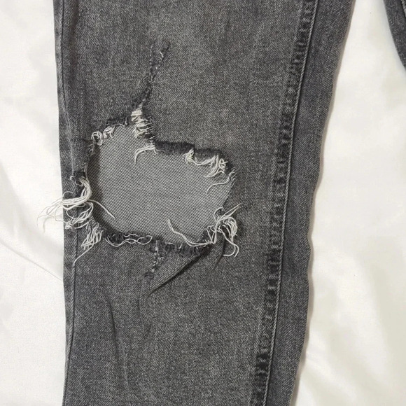 Wild Fable Highest Rise Mom Jean, Color Gray Size 0 - Picture 6 of 16